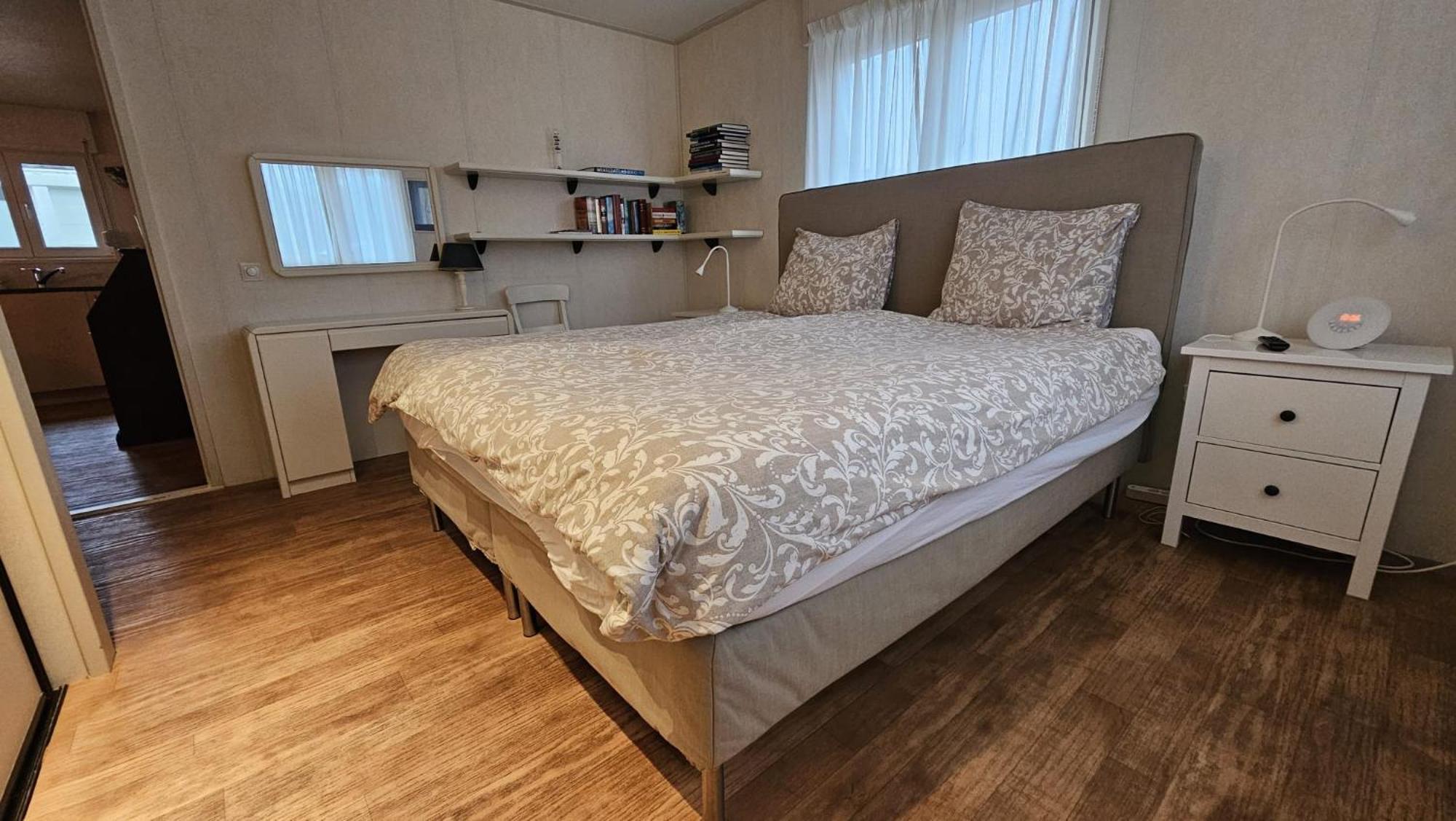 Chalet Buutengeweun, Met Luxe Jacuzzi En Tonsauna Sint-Annaland Eksteriør bilde